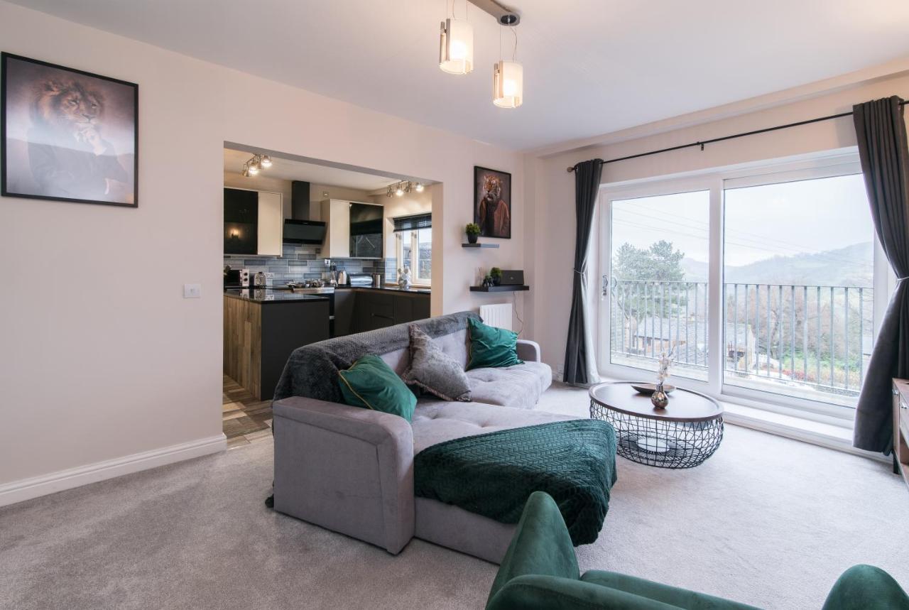 Appartamento Immaculate 3 Bed House - Stunning Balcony Views Matlock  Esterno foto